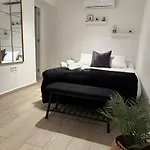 Апартаменты La Faraona *